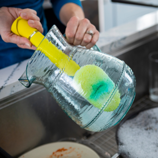 Scrub Daddy Self-Standing Soap Dispensing Dishwand